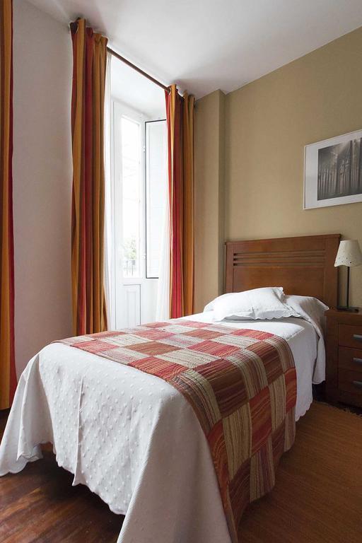 Hostal La Carballinesa Saint-Jacques-de-Compostelle Extérieur photo